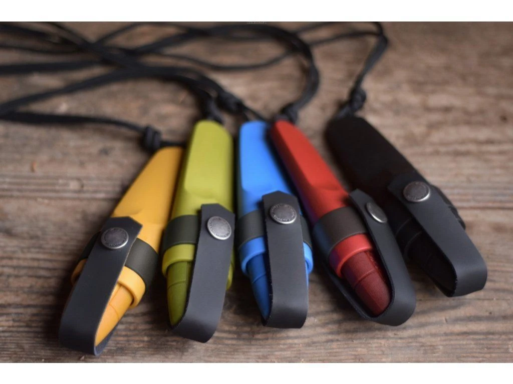 Morakniv Eldris Neck Knife With Fire Starter Kit (Black) 4 Morakniv Eldris Neck Knife With Fire Starter Kit (Black) - Image 2