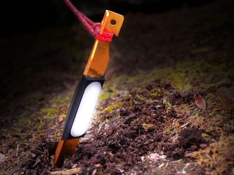 UCO LED & Glow In The Dark StakeLight Tent Peg 4 Pack 5 UCO LED & Glow In The Dark StakeLight Tent Peg 4 Pack - Image 3